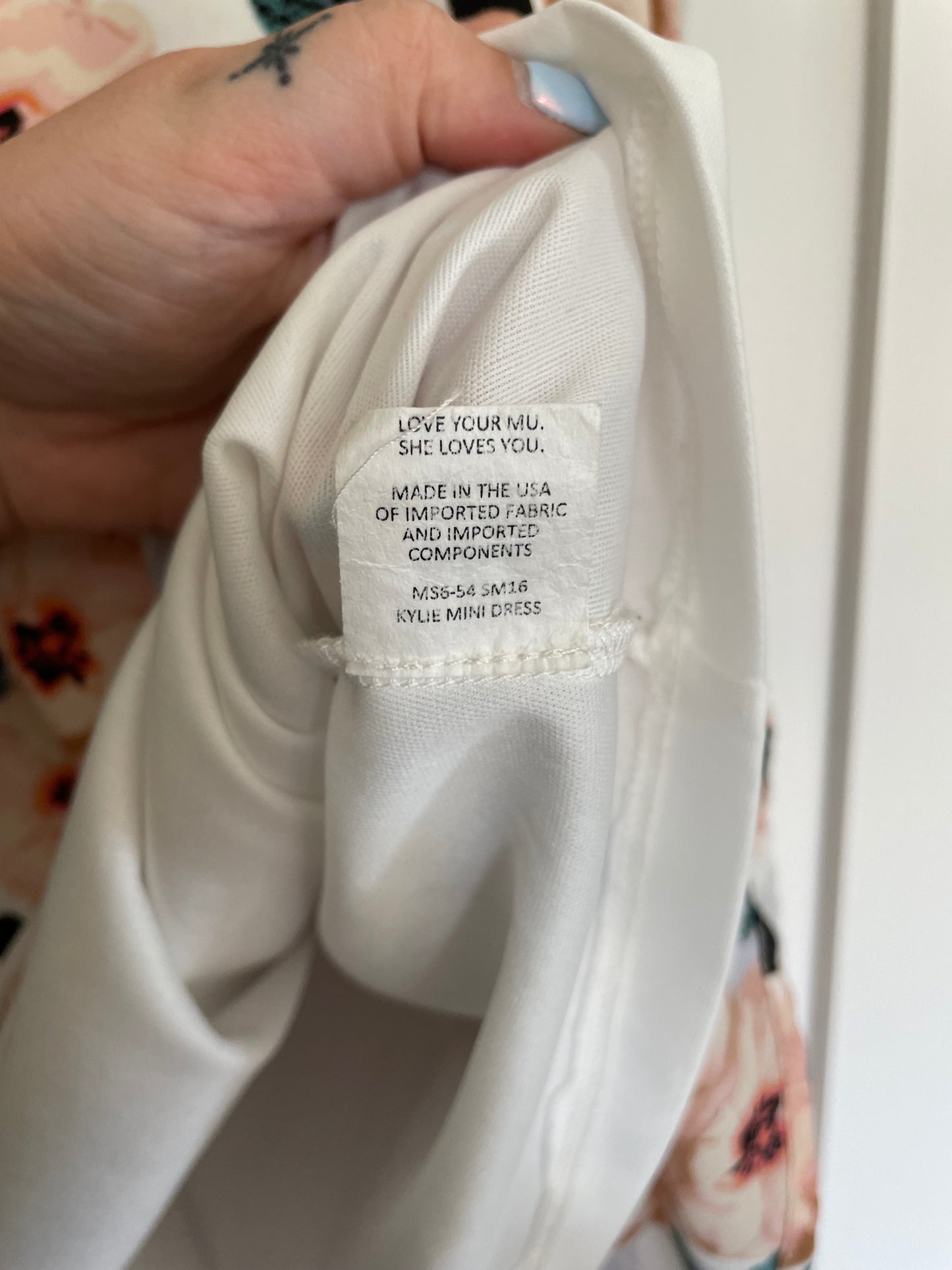 Show Me Your MuMu Kylie Dress Size Small