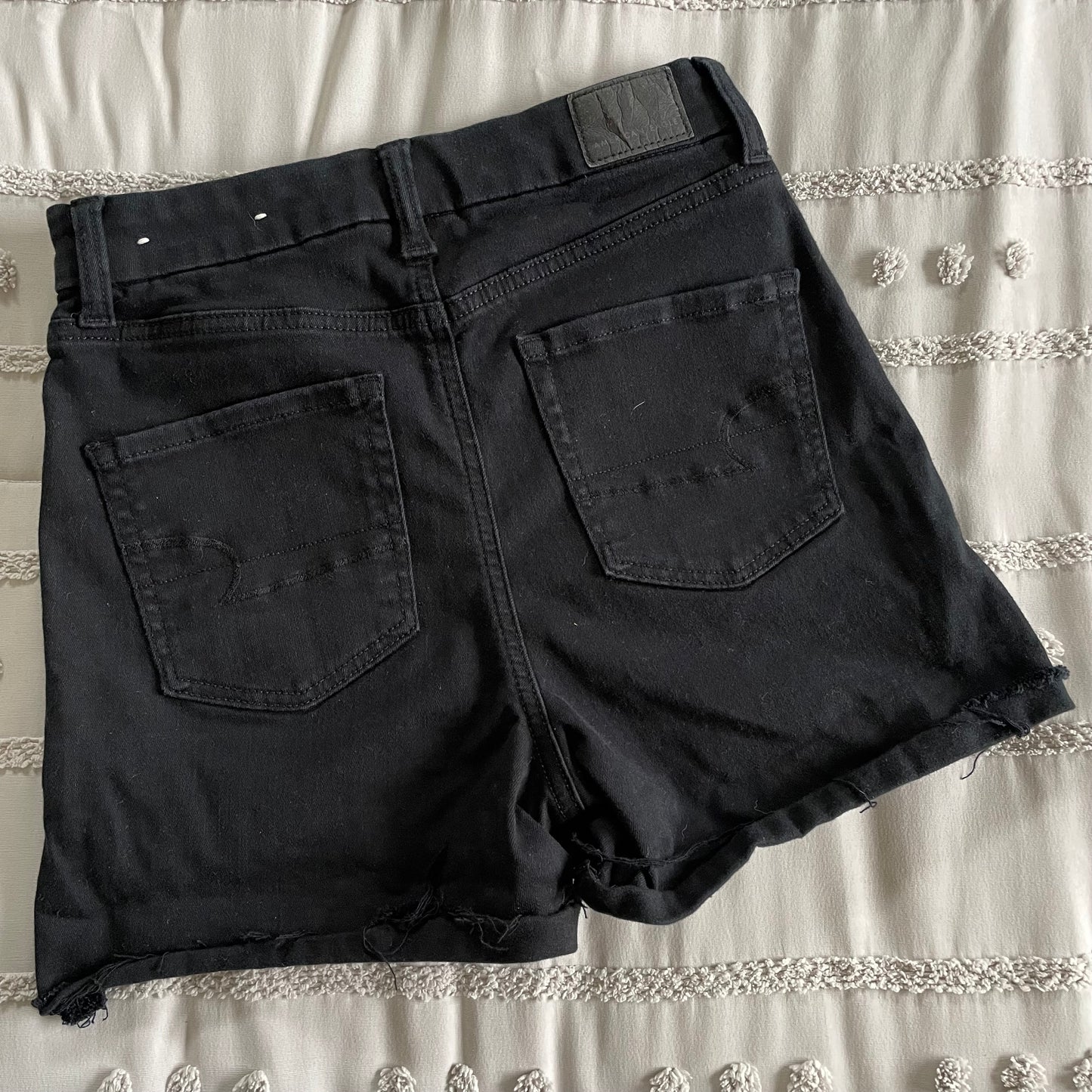 American Eagle Next Level Stretch Black Denim Shorts Size 2