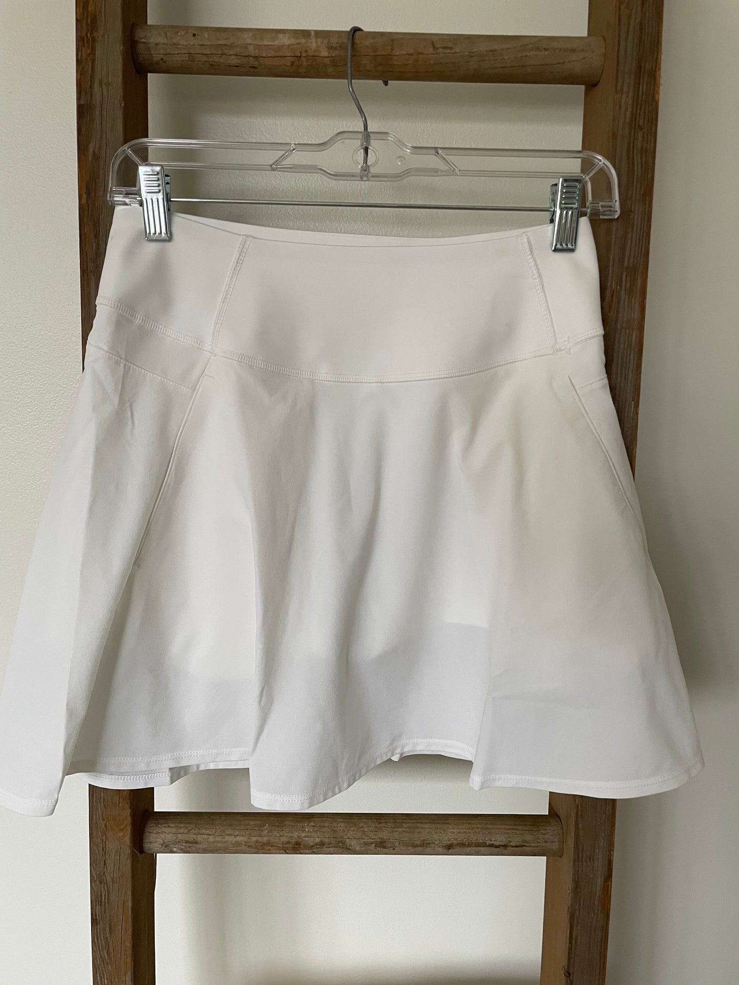 Puma PWRSHAPE Solid Woven Skirt in Bright White Size Small