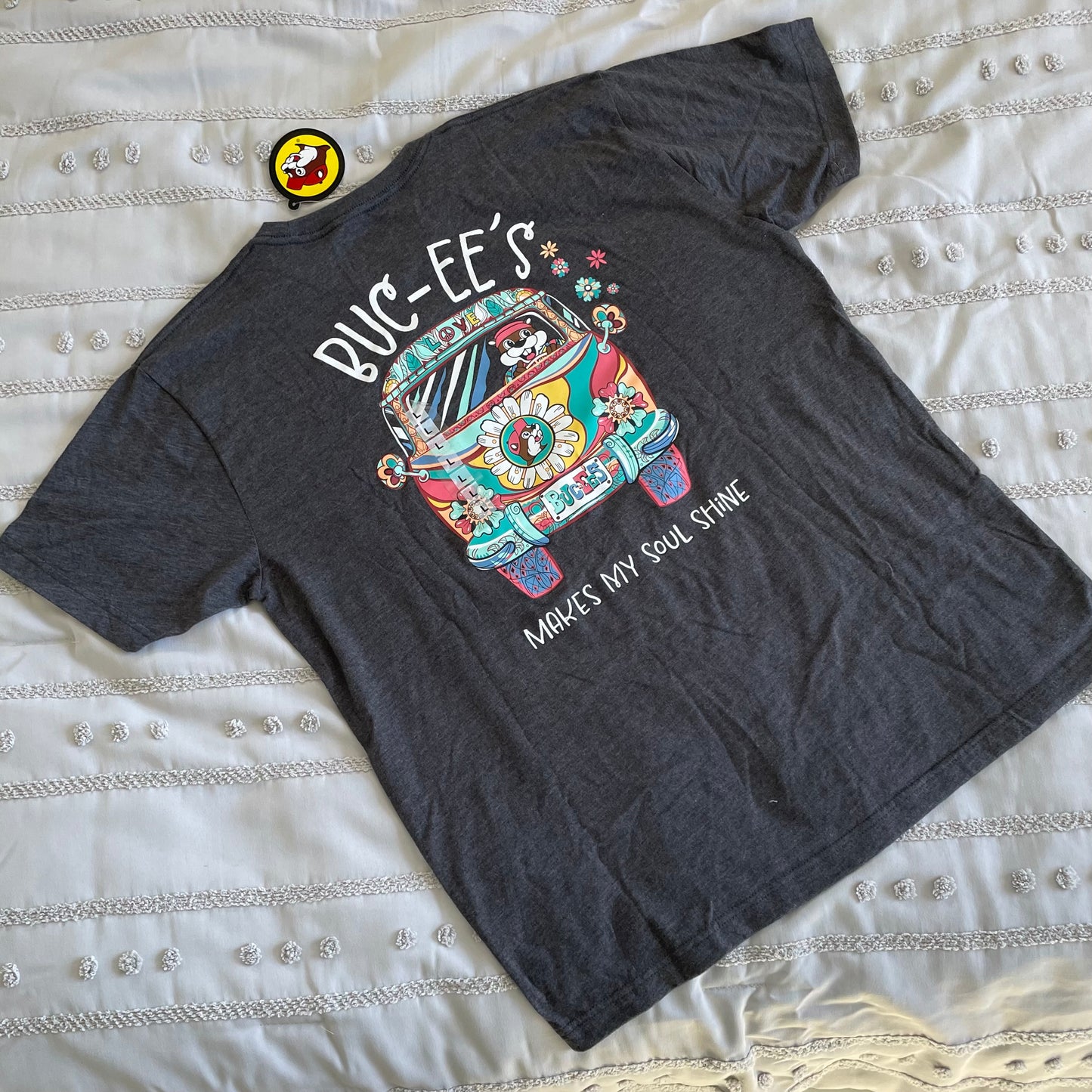 Buc-ee’s Makes My Soul Shine Tee Size Large