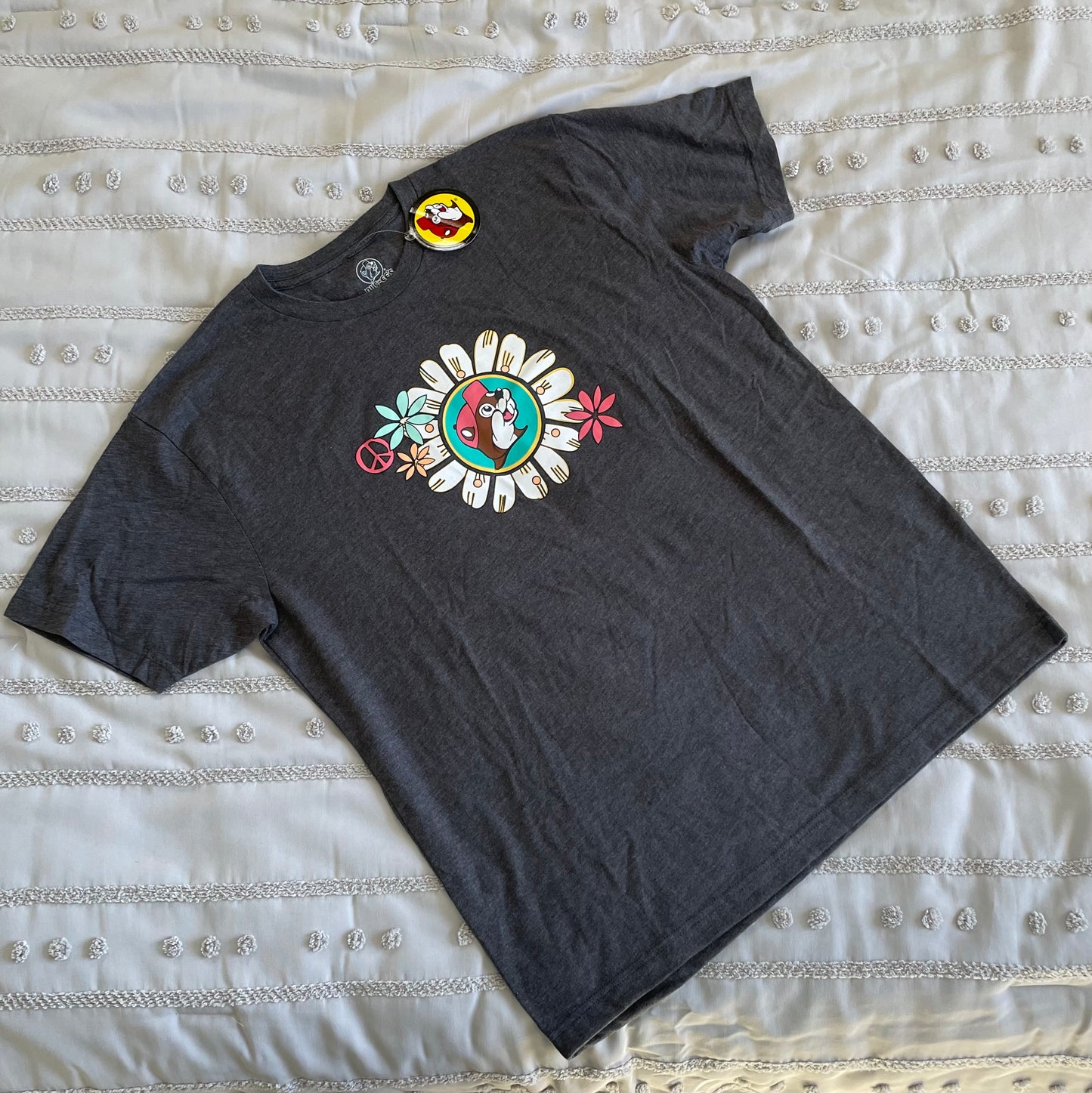 Buc-ee’s Makes My Soul Shine Tee Size Large