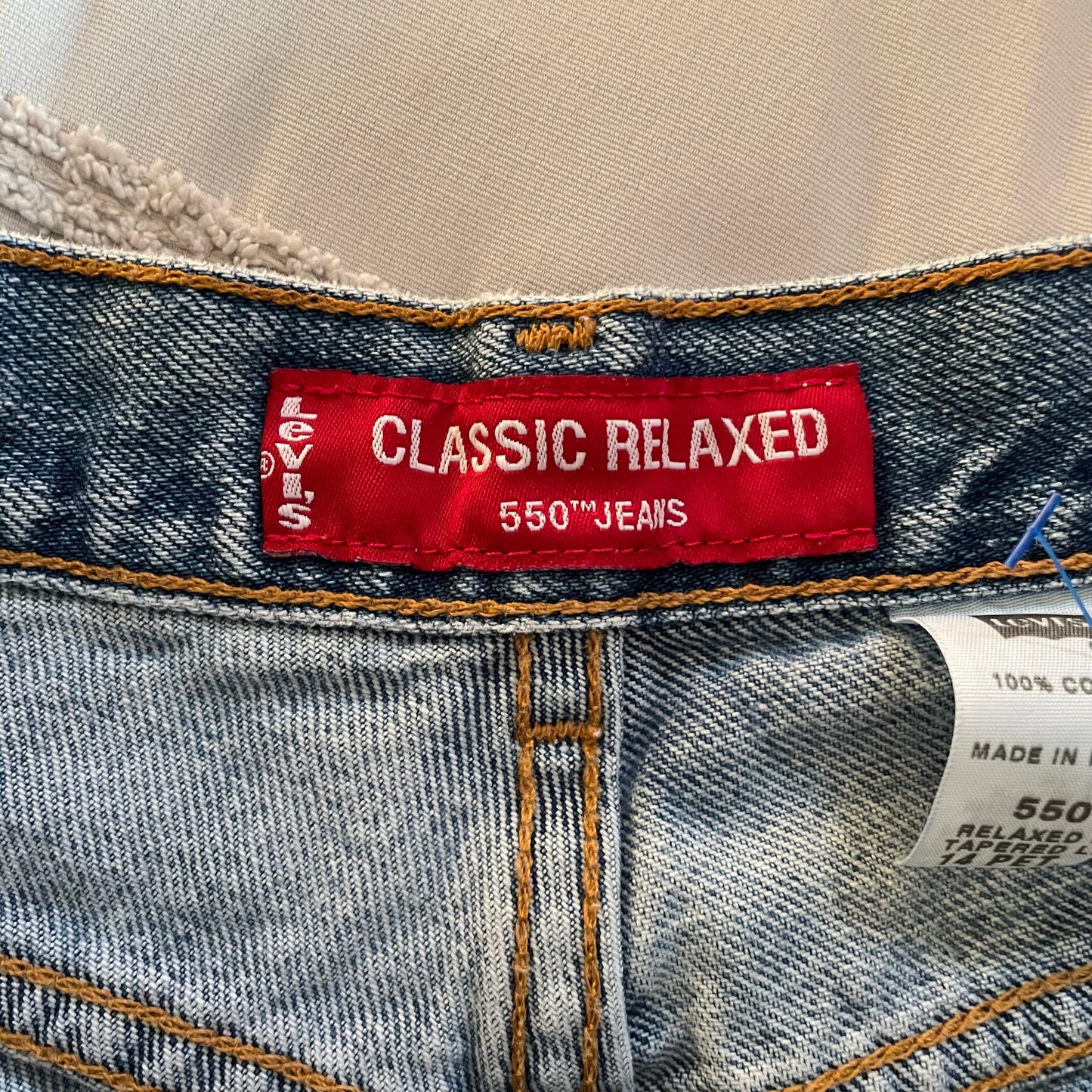 Vintage Levi Cutoff Denim Shorts Size 34