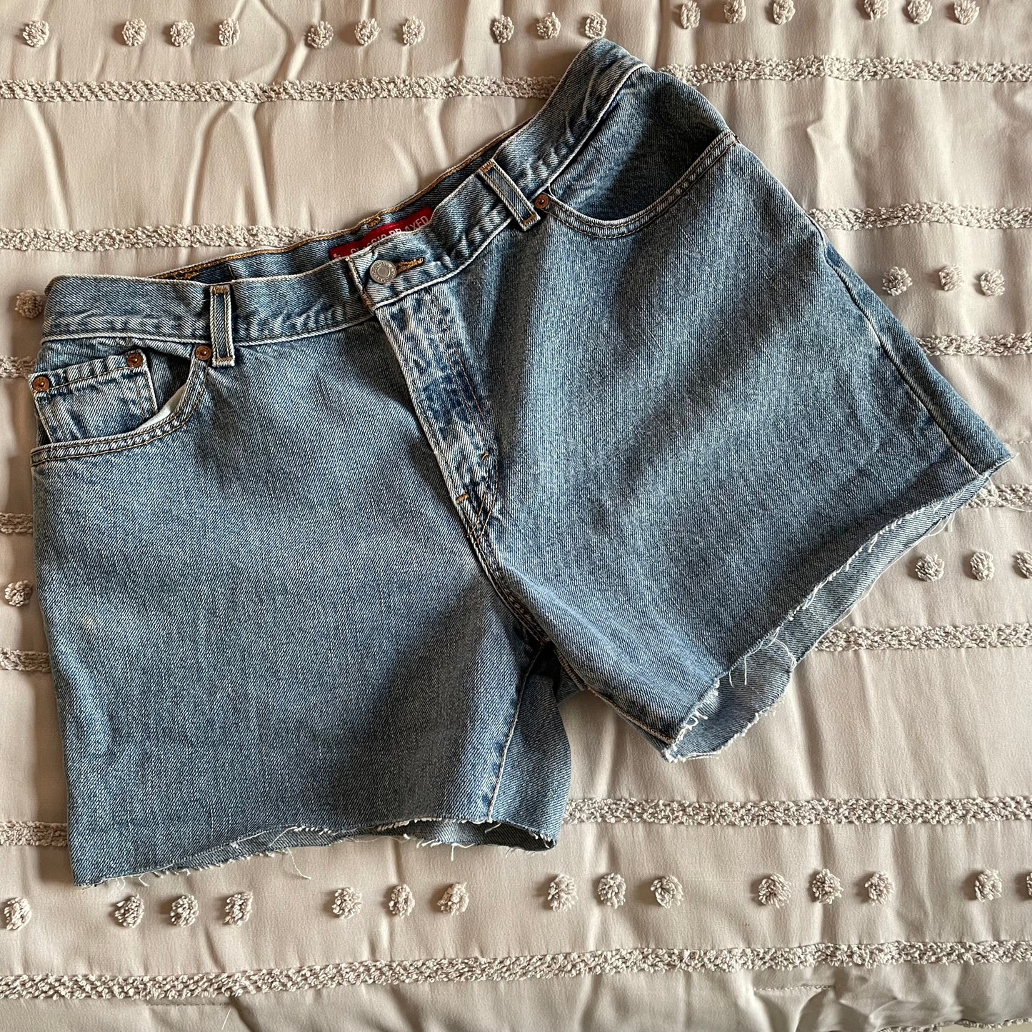 Vintage Levi Cutoff Denim Shorts Size 34