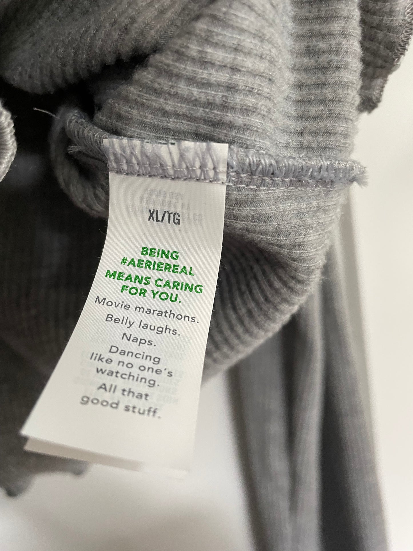 Aerie Ribbed Long Sleeve Top Size XL