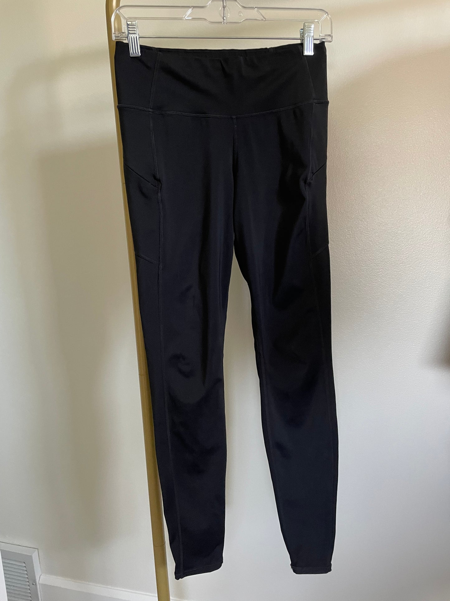 Athleta Black Contender Leggings Size Small
