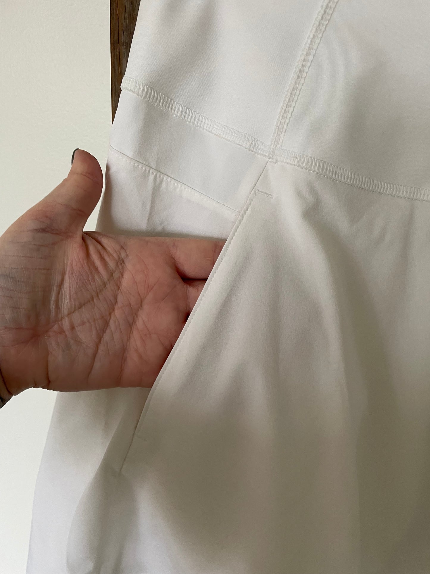 Puma PWRSHAPE Solid Woven Skirt in Bright White Size Small